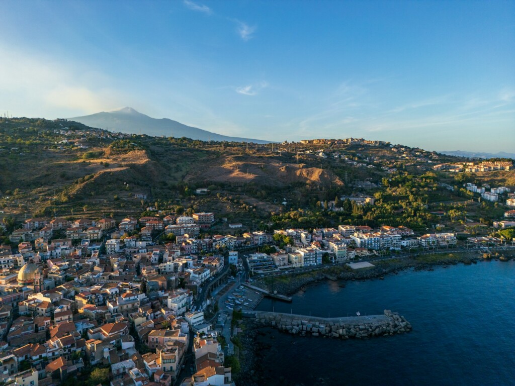 Aci Castello